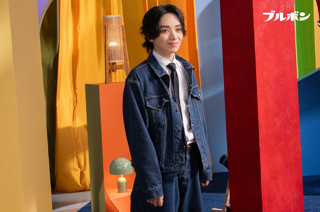 宮世琉弥／ブルボン新TV CM「カラフルビスケット」篇メイキング（提供写真）