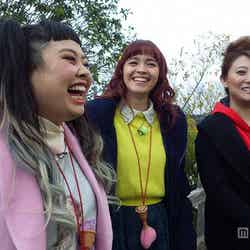 京都を旅する(左から)渡辺直美、アマンダ、友近【モデルプレス】