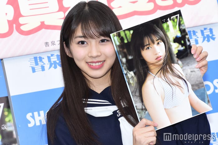 牧野真莉愛 (C)モデルプレス