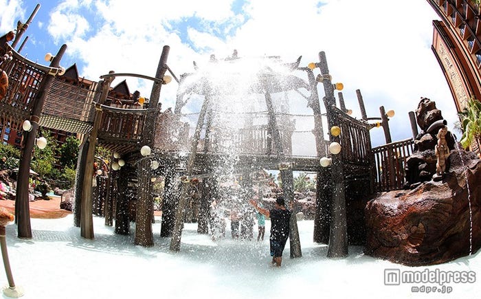 仕掛けがいっぱい「メネフネ・ブリッジ」