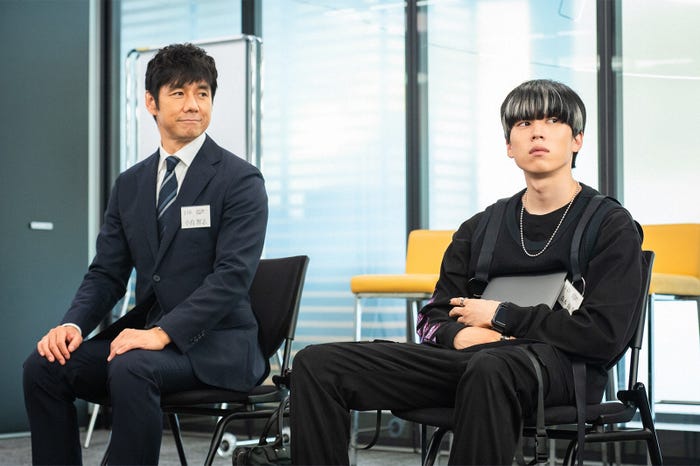 西島秀俊、坂東龍汰/「ユニコーンに乗って」第1話より(C)TBS/撮影:加藤春日