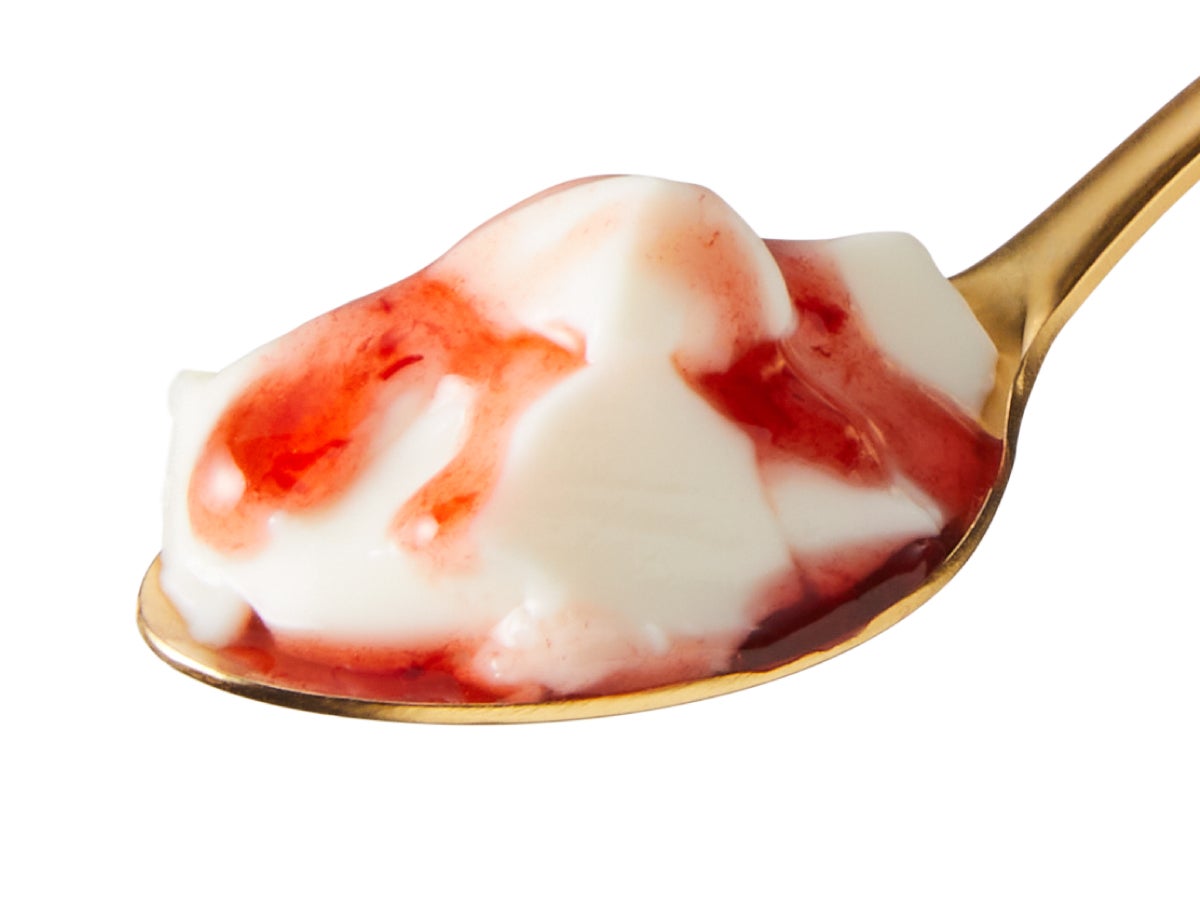 いちご杏仁 トッピング／提供画像