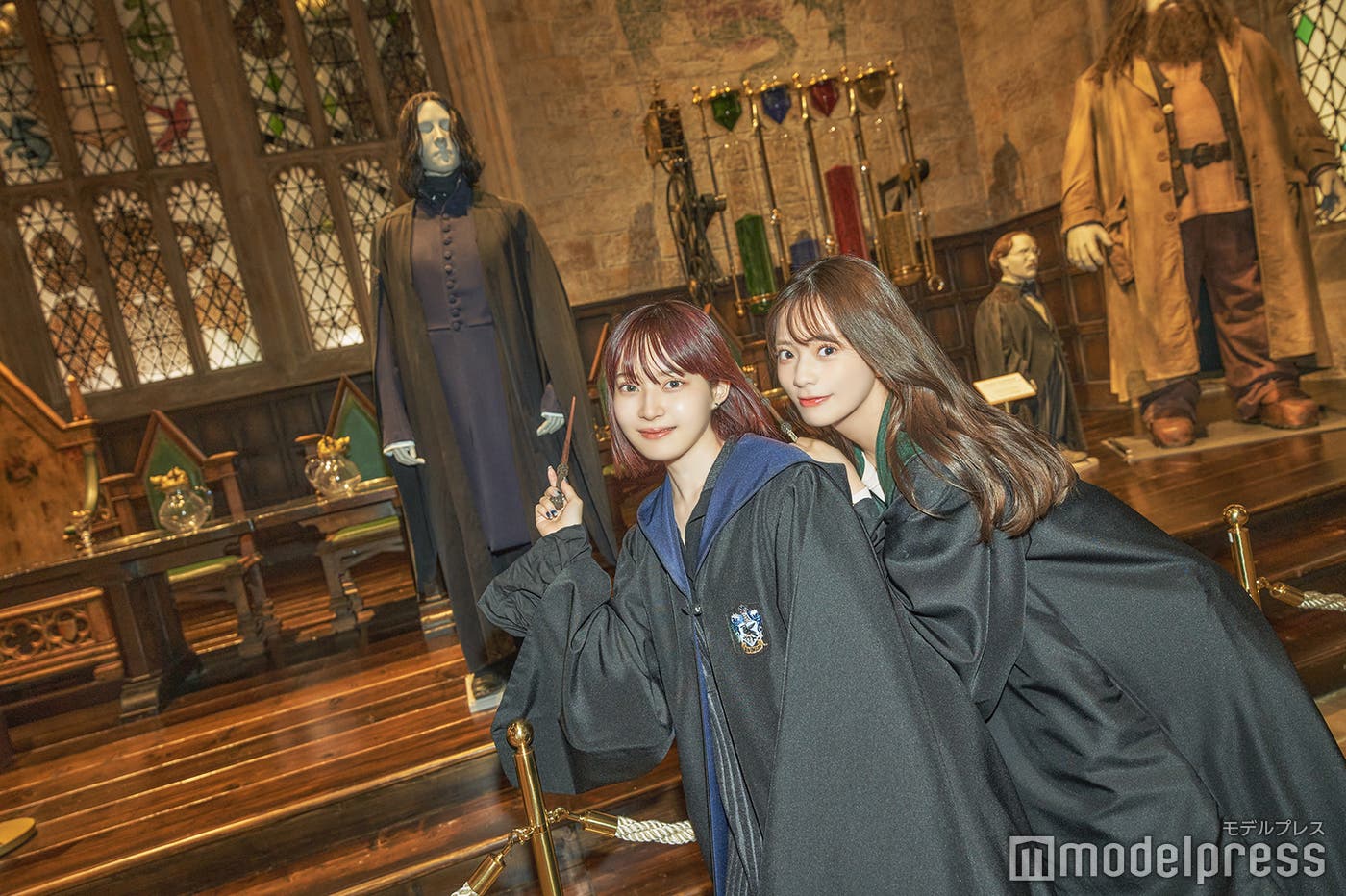 (左から)山崎江莉、藤田みりあ(C)モデルプレス