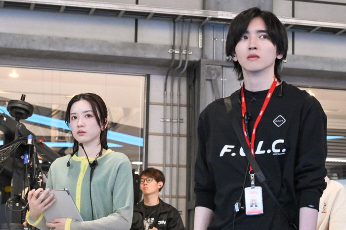 永野芽郁、道枝駿佑「キャスター」最終話(C)TBS