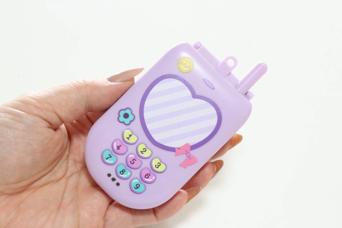 持ち運べるコンパクトミラー　デザイン