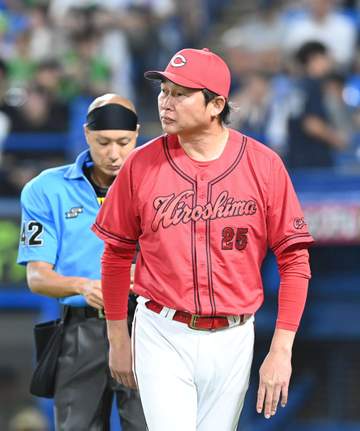 広島・新井監督 「ミスした次をどうするか。取り返すことに期待」リーグ再開初戦飾れず今季ワーストタイ借金14