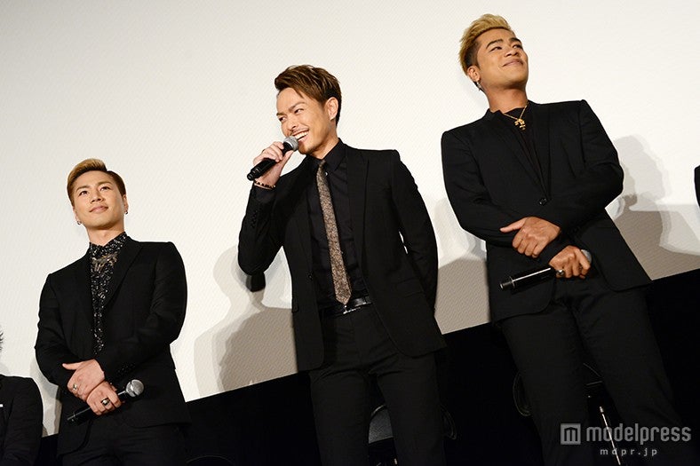 三代目JSB今市隆二＆登坂広臣＆ELLY、サプライズ登場でファン興奮 “EXILE TRIBEスタイル”に「最高！」