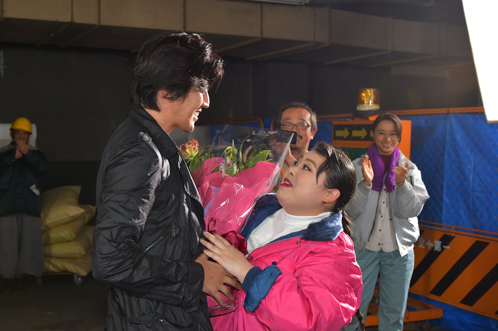 要潤、渡辺直美『カンナさーん！』オールアップ現場（C）TBS