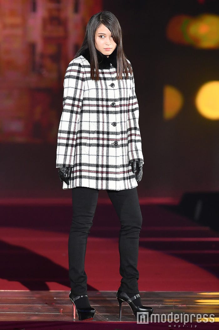 (C)モデルプレス