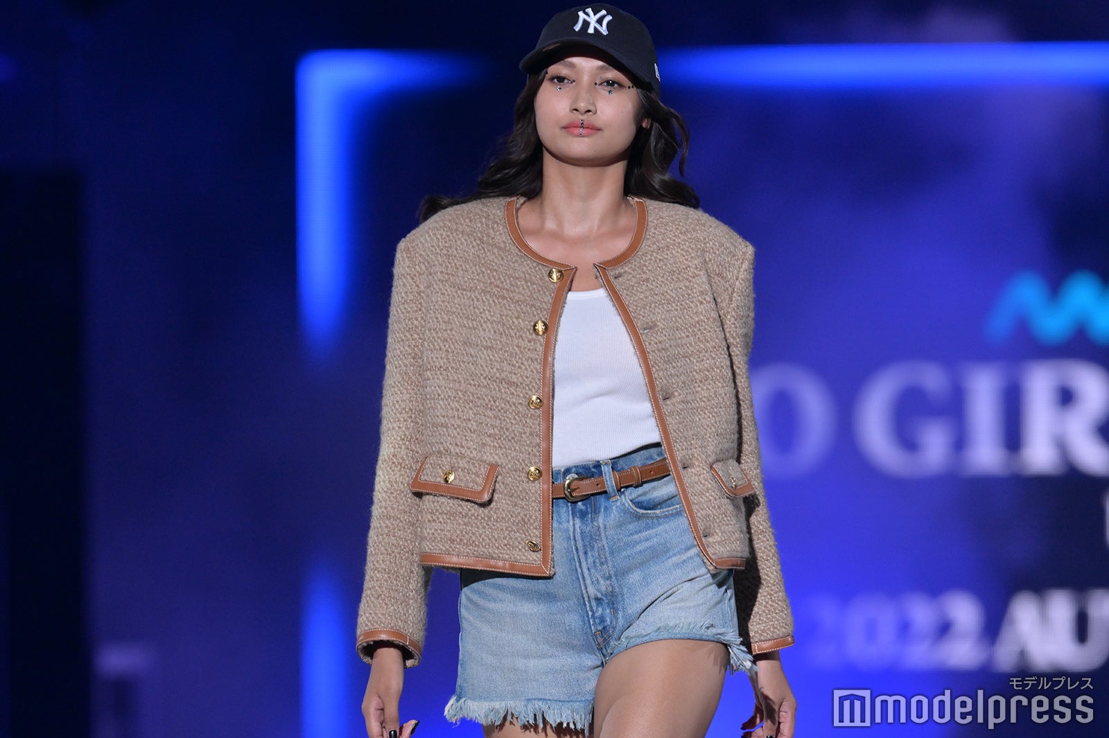 （C）モデルプレス