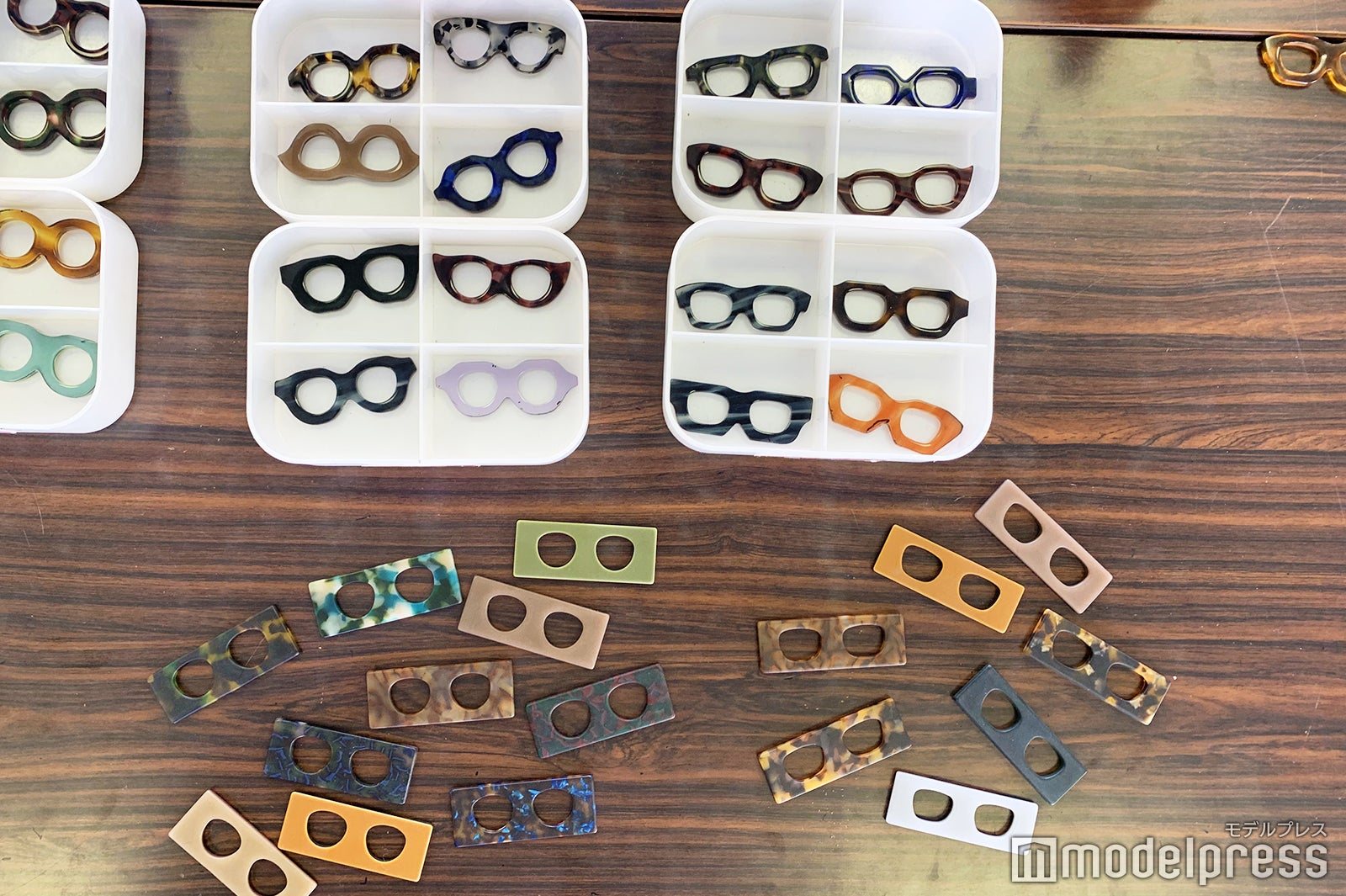 体験工房でめがねストラップづくり（C）モデルプレス