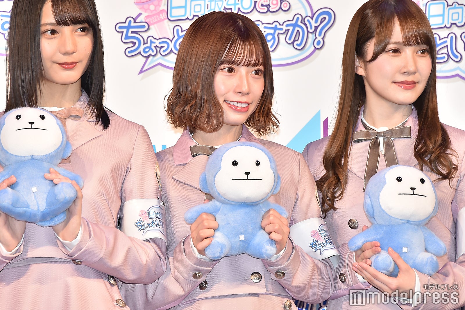 小坂菜緒、東村芽依、加藤史帆（C）モデルプレス