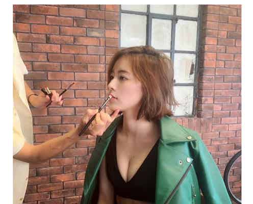 SKE48松井珠理奈、SEXY谷間に注目集まる「色っぽい」「ナイスバディ」の声