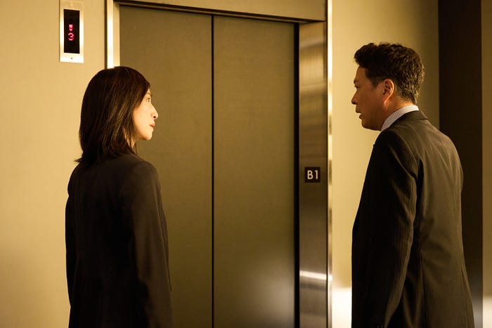 天海祐希、田中哲司「緊急取調室」(C)テレビ朝日