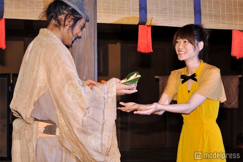 大河ドラマ主演バトンタッチセレモニーを行った松山ケンイチ、上野樹里