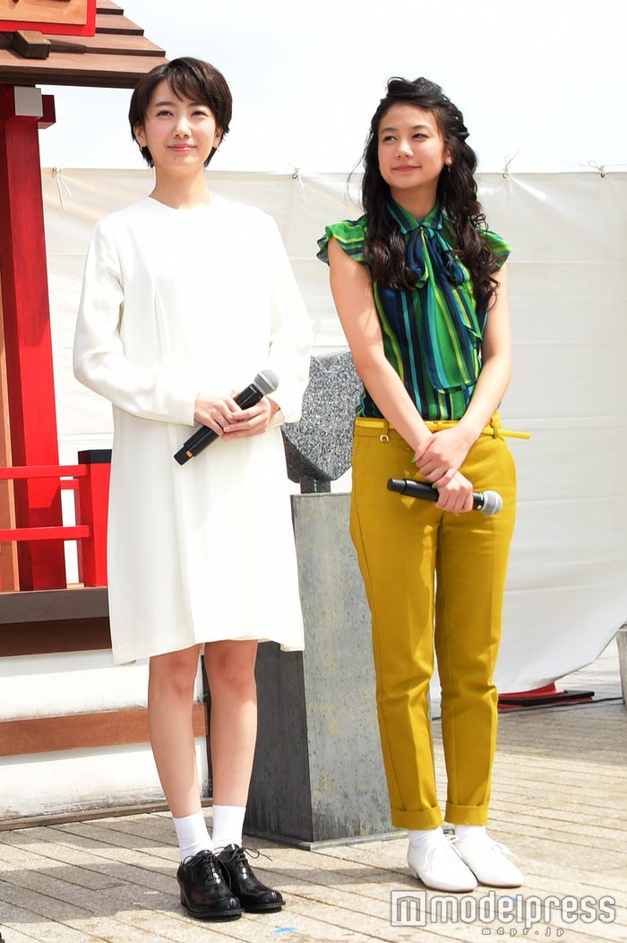 波瑠、清水富美加(C)モデルプレス