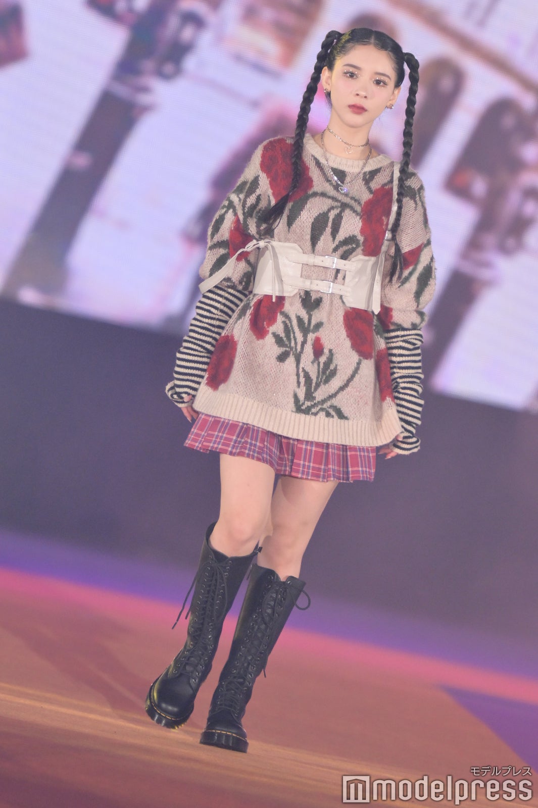 （C）モデルプレス