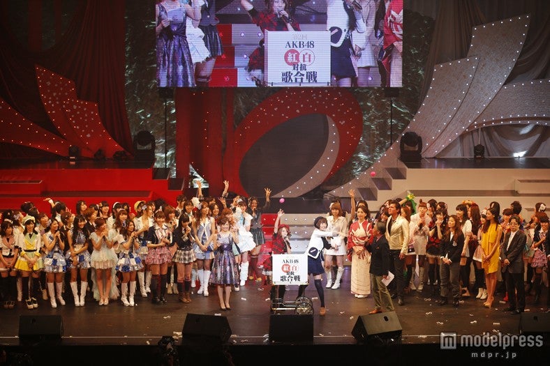 「第2回AKB48紅白対抗歌合戦」レポート＜写真特集／セットリスト＞