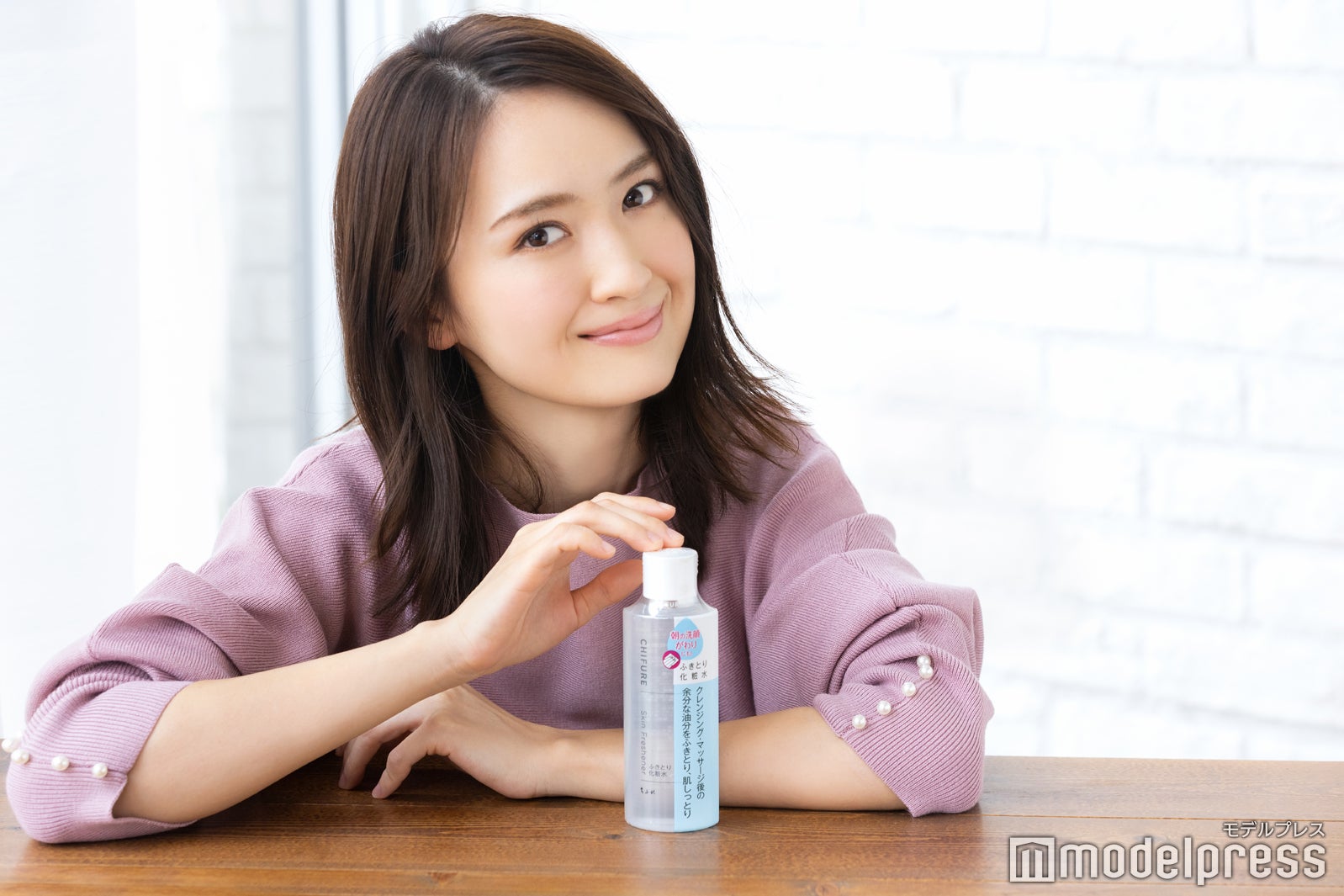 （C）モデルプレス