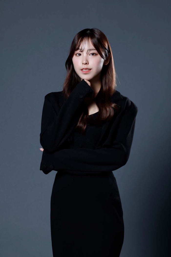 深山奈優「Dark Idol」(C)ABEMA