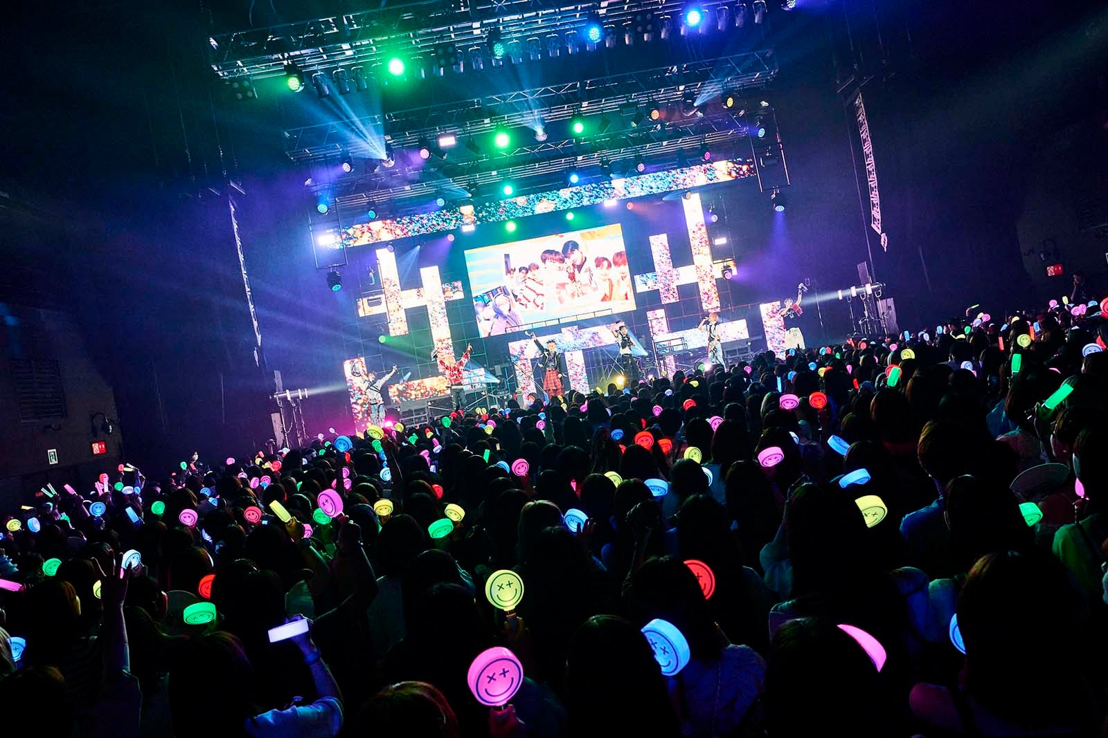 DXTEEN（C）LAPONE Entertainment