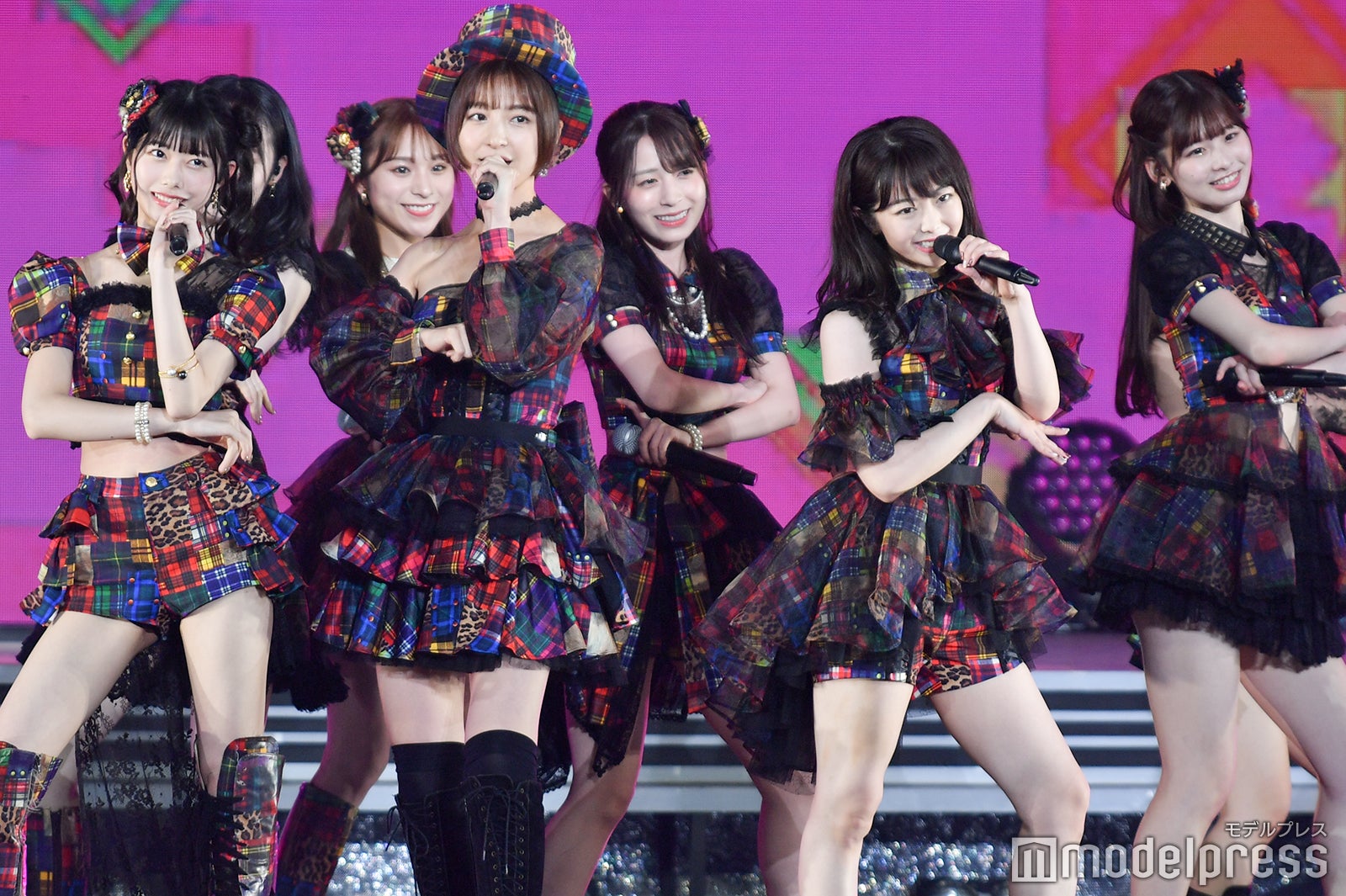 篠田麻里子「峯岸みなみ卒業コンサート～桜の咲かない春はない～」（C）モデルプレス