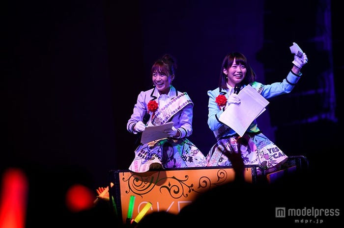 「SKE48冬コン2015 名古屋再始動。~珠理奈が帰って来た~ひと足お先にXmas!ユニット祭り」の様子(C)AKS