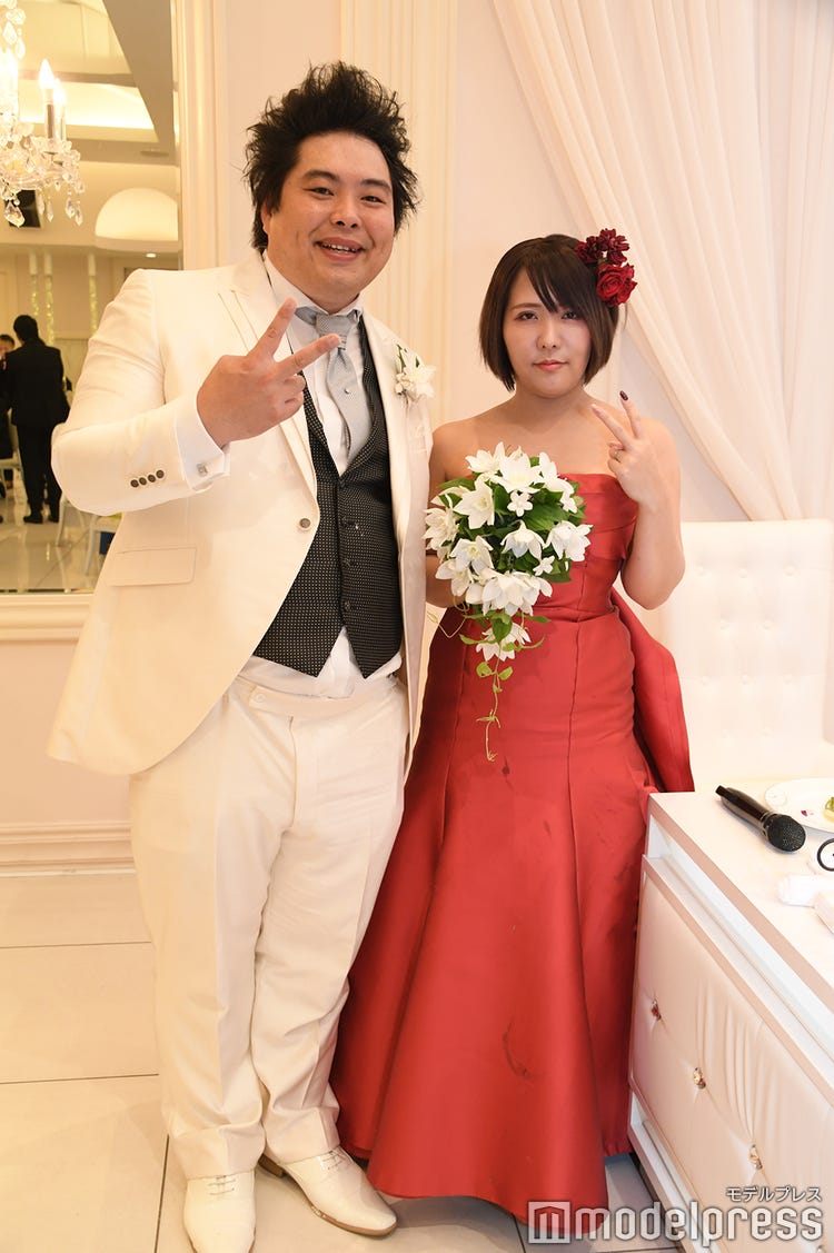 夫婦で露出 画像65/65) 【へずまりゅう結婚式】夫婦で突撃インタビューに応じる 妻の今後の露出は？仲間たちに感謝「世間のアンチどもは分かれ！」 - モデルプレス