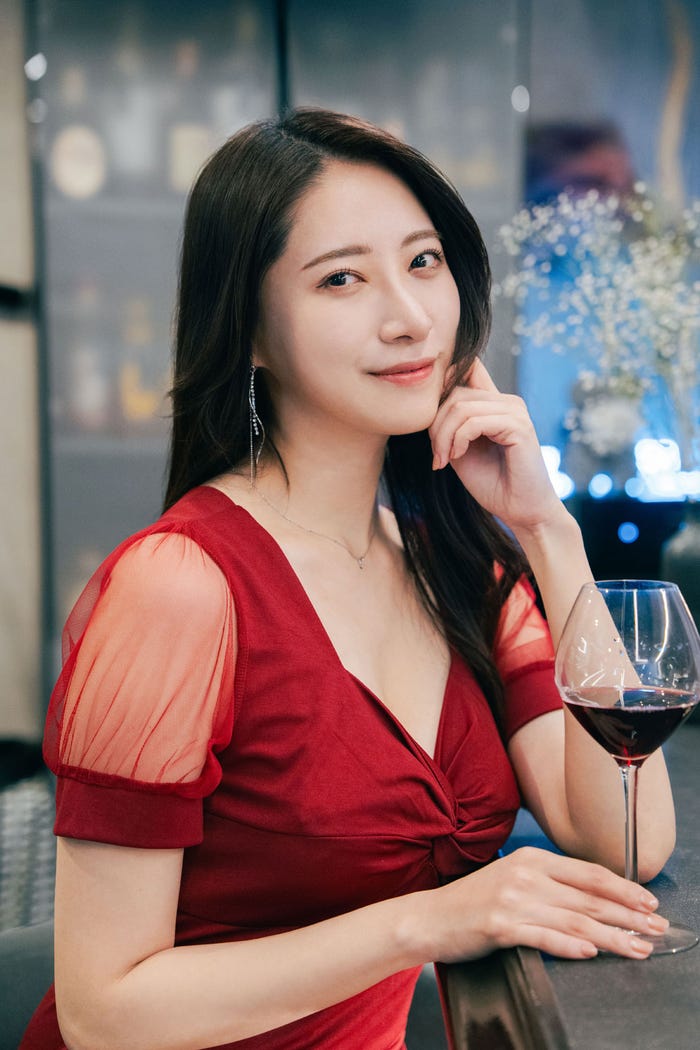 染谷有香(C)「彩香ちゃんは弘子先輩に恋してる」製作委員会・MBS