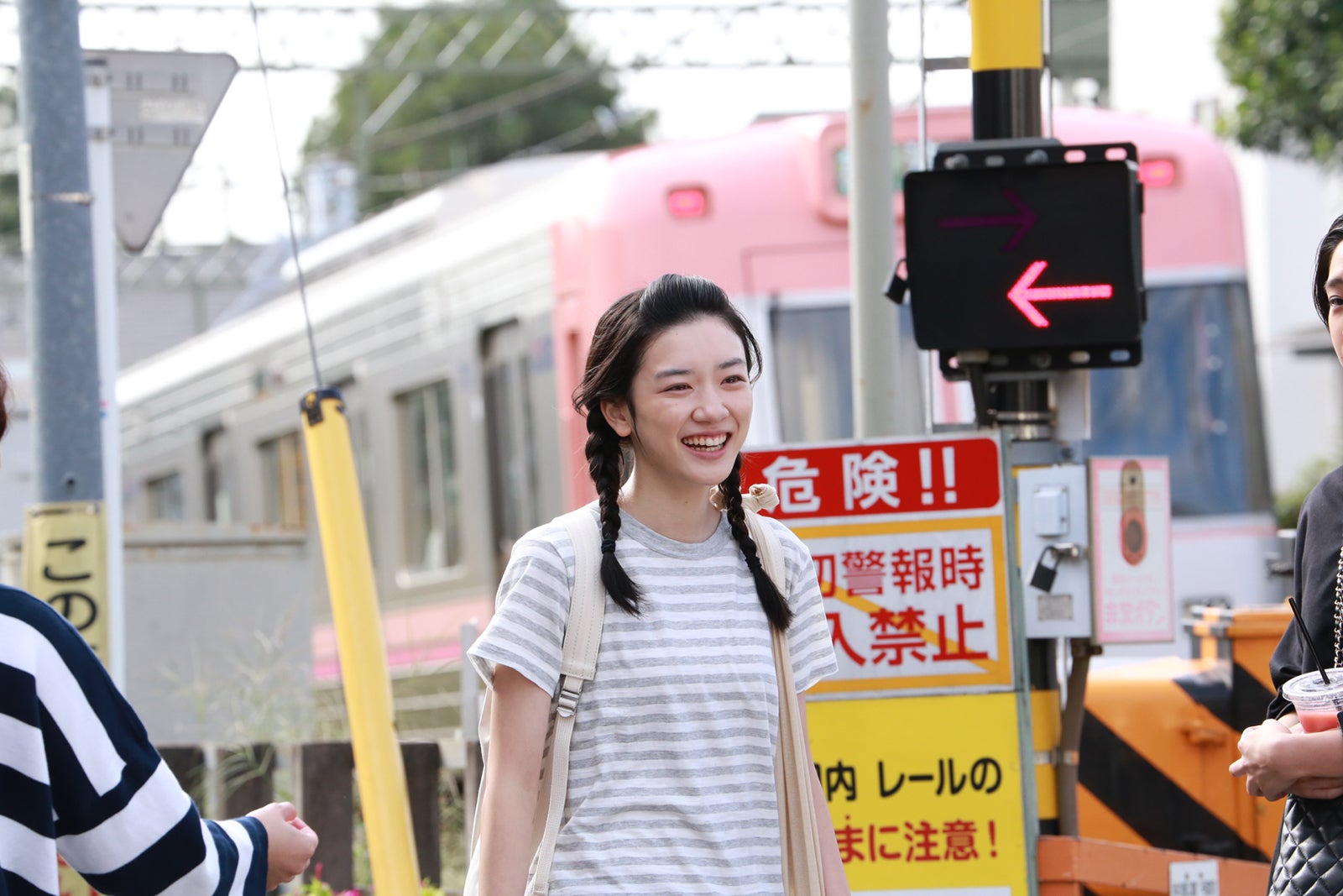 永野芽郁／モデルプレス独占オフショット（C）2017 フジテレビジョン 東宝 集英社（C）やまもり三香／集英社