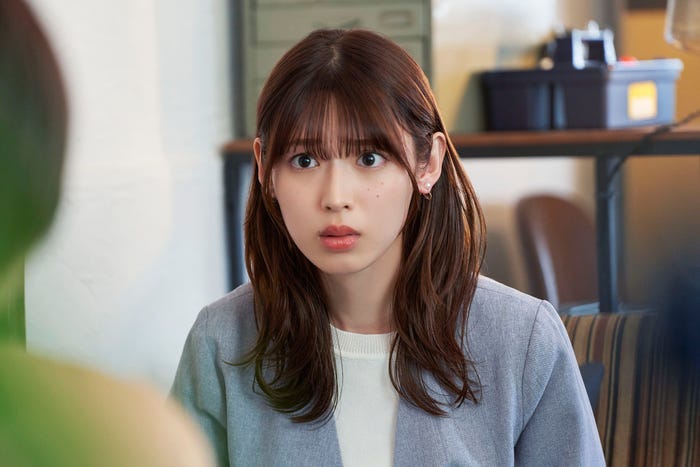 白石聖「しょせん他人事ですから」第1話より(C)しょせん他人事ですから製作委員会