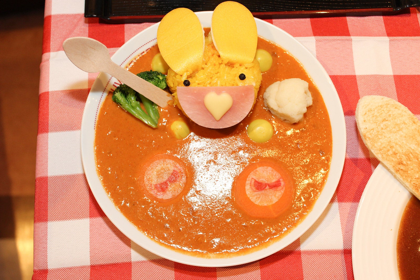 カーバンクルカレ～（提供写真）