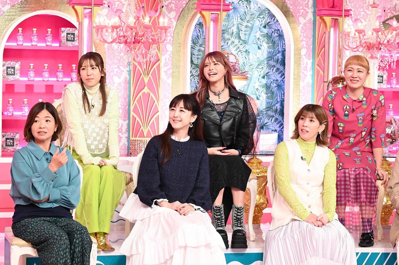 大久保佳代子、若槻千夏、相田翔子、今井アンジェリカ、吉田沙保里、丸山桂里奈（C）日本テレビ