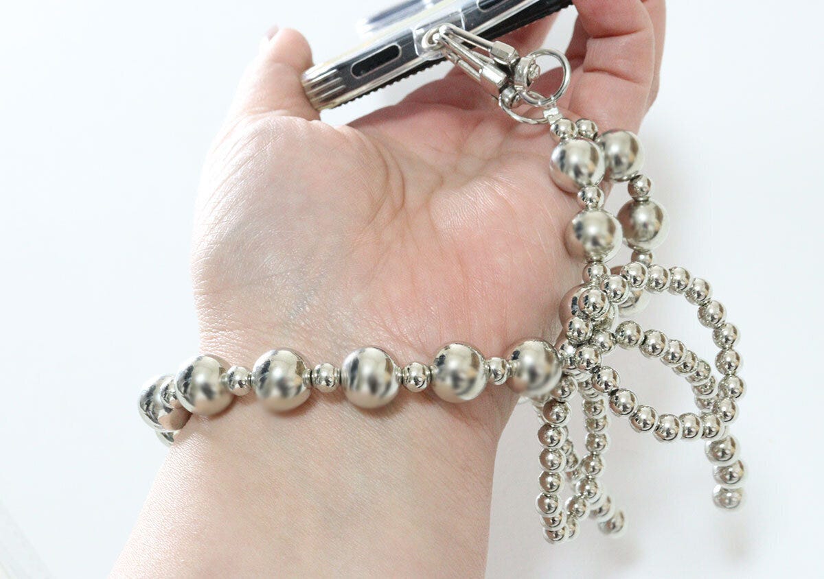 ハンドストラップ（パールリボン、シート付き）　アクセサリー感覚