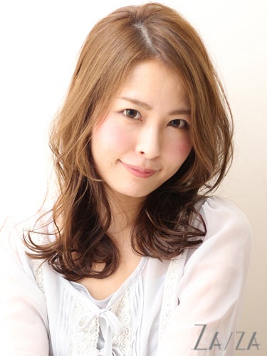 顔タイプ フェミニン さんにおすすめの髪型 似合わせヘアで垢抜けよう モデルプレス 顔タイプ フェミニン さんにおすすめの髪型 似合わせヘアで垢抜けよう モデルプレス