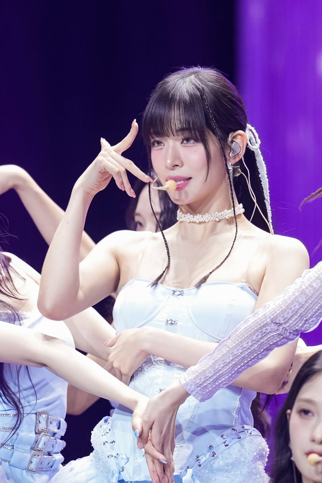 LEE CHAE YOUNG（イ・チェヨン）／fromis_9「Weverse Con」（C）2024 Weverse Con Festival