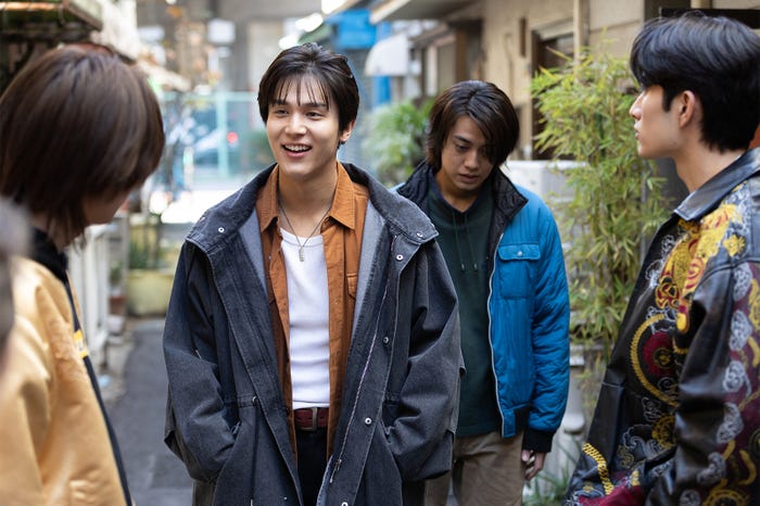 中川大志、高橋海人「95」第2話より(C)「95」製作委員会