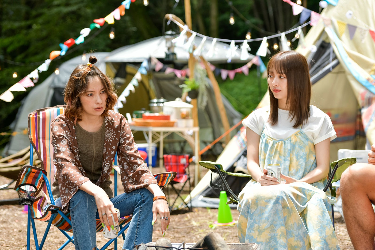 太田莉菜、内田理央／第8話（C）「来世ではちゃんとします2」製作委員会