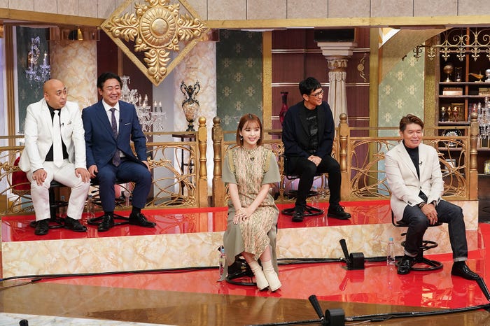 錦鯉、藤田ニコル、柴田英嗣、ヒロミ(C)日本テレビ