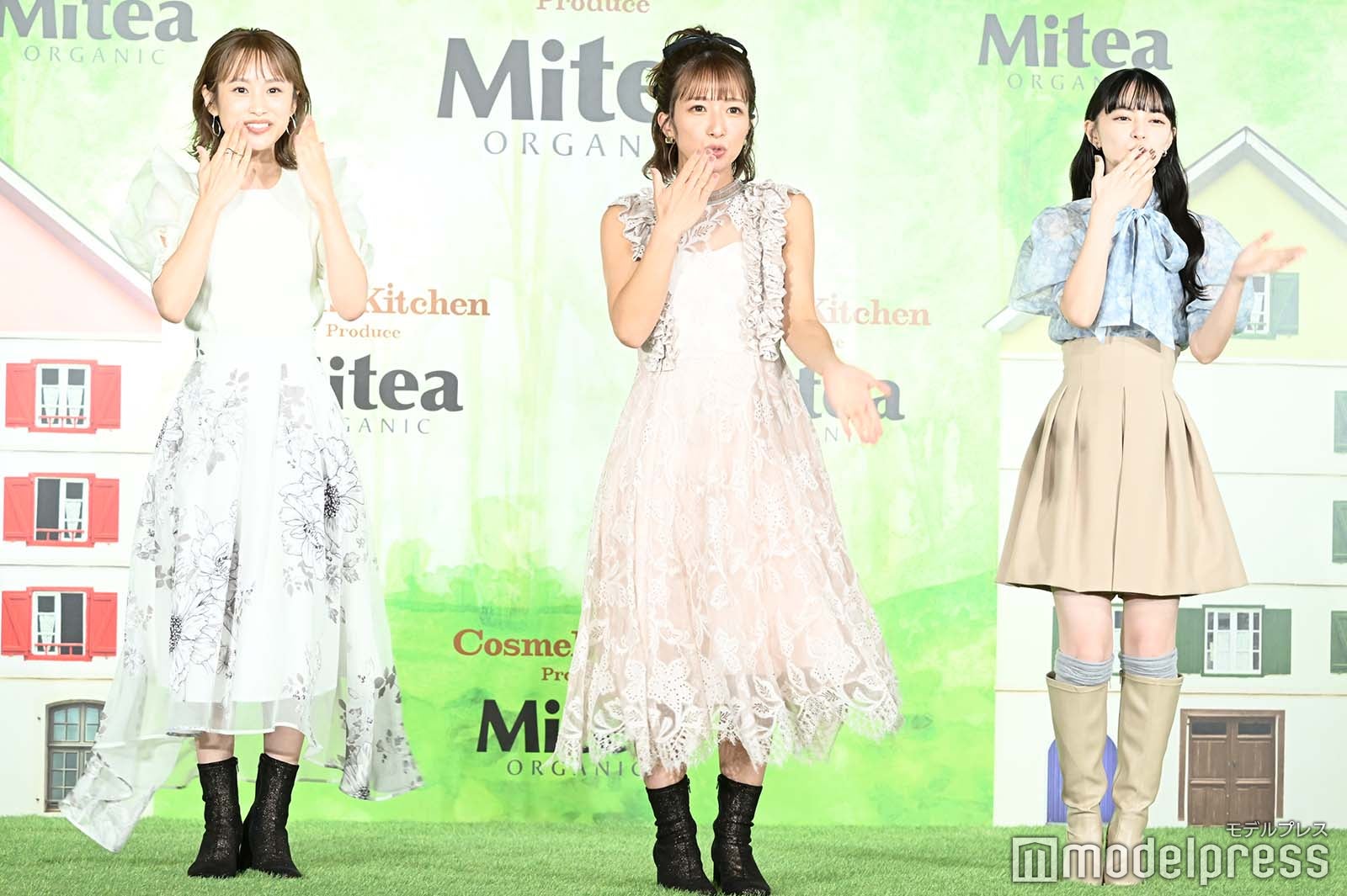 “ミティアダンス”を披露する高橋愛、辻希美、上國料萌衣（C）モデルプレス