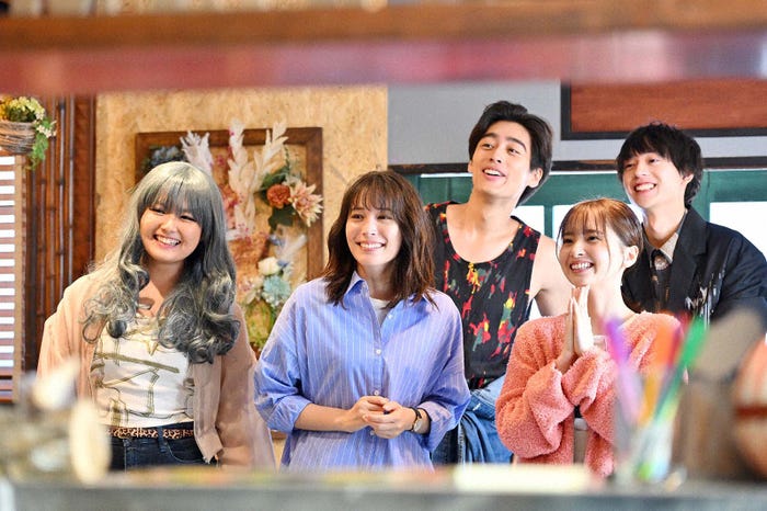 箭内夢菜、広瀬アリス、濱尾ノリタカ、飯沼愛、水沢林太郎「マイ・セカンド・アオハル」第6話より(C)TBS