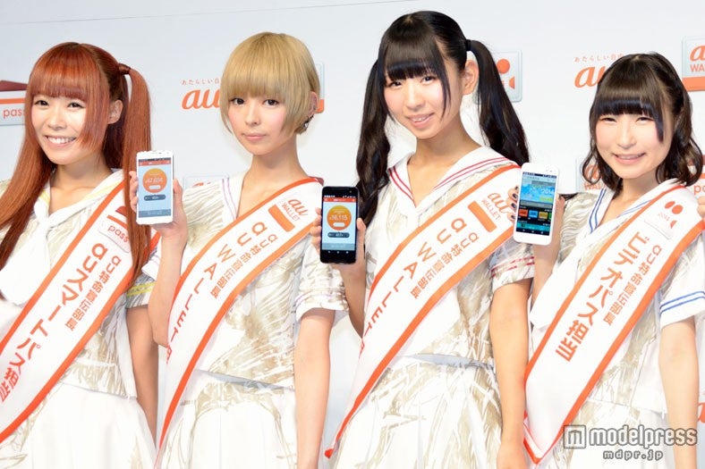 成瀬瑛美、最上もが、古川未鈴、藤咲彩音（左から）