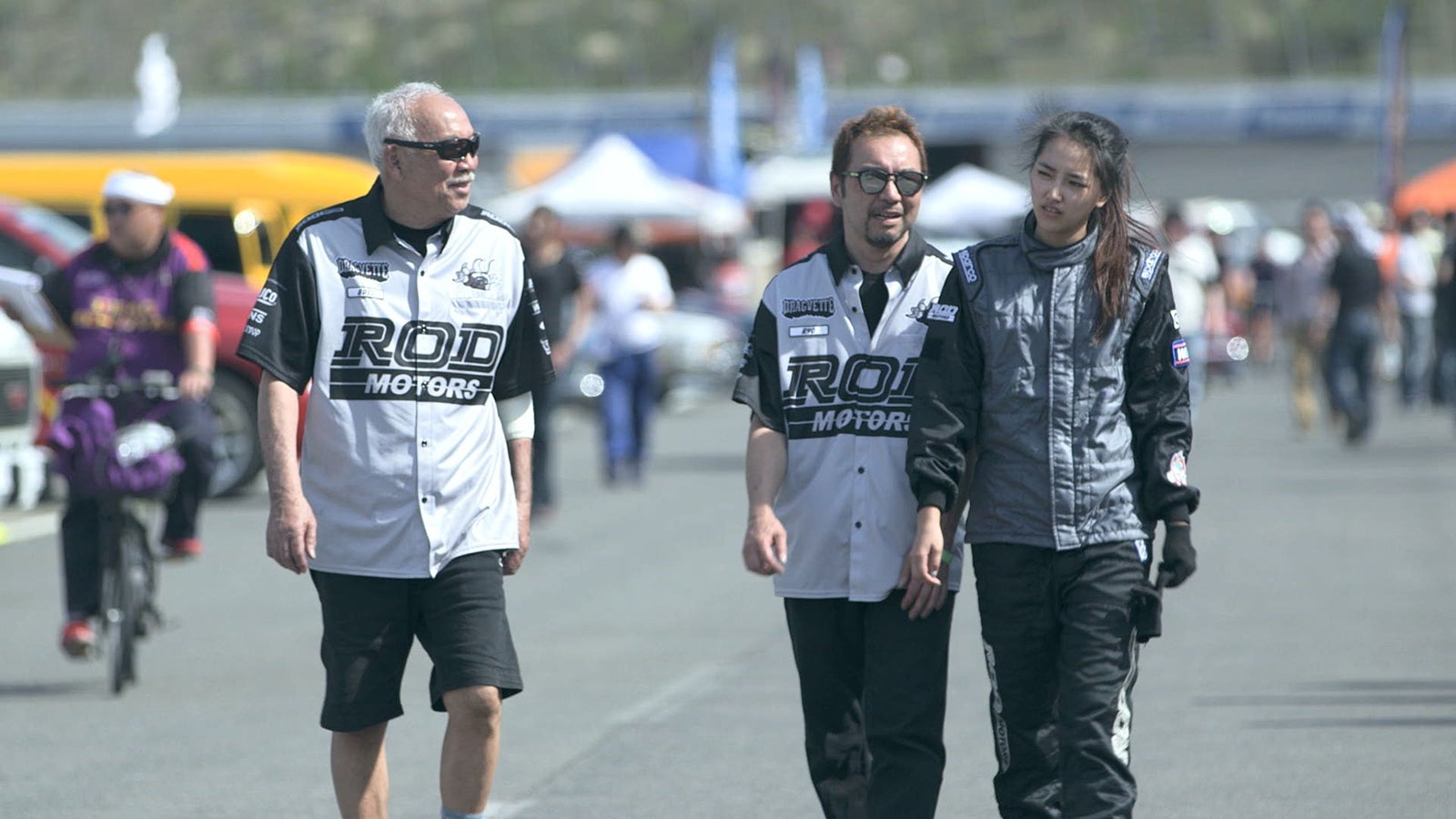 愛車でレースに参加する春花「TERRACE HOUSE TOKYO 2019-2020」5th WEEK（C）フジテレビ／イースト・エンタテインメント