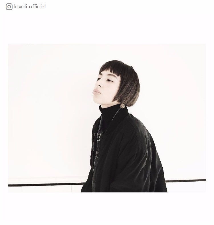 ラブリ 大胆イメチェンでレトロなショートボブに オシャレすぎる と反響 モデルプレス ラブリ 大胆イメチェンでレトロなショートボブに オシャレすぎる と反響 モデルプレス