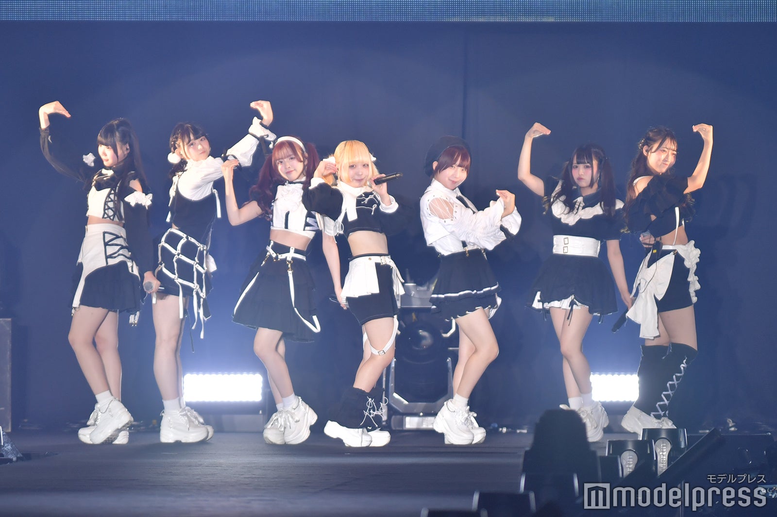 昼夜逆転（C）モデルプレス