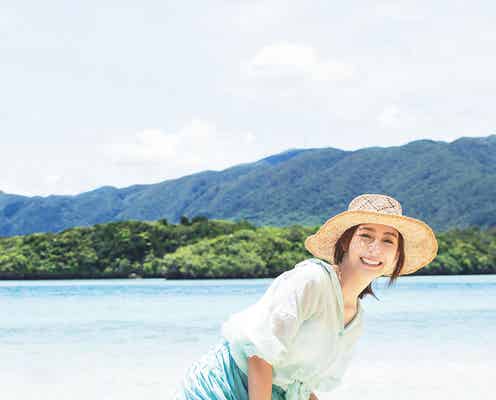 宇垣美里、スカートたくし上げ美脚魅せる