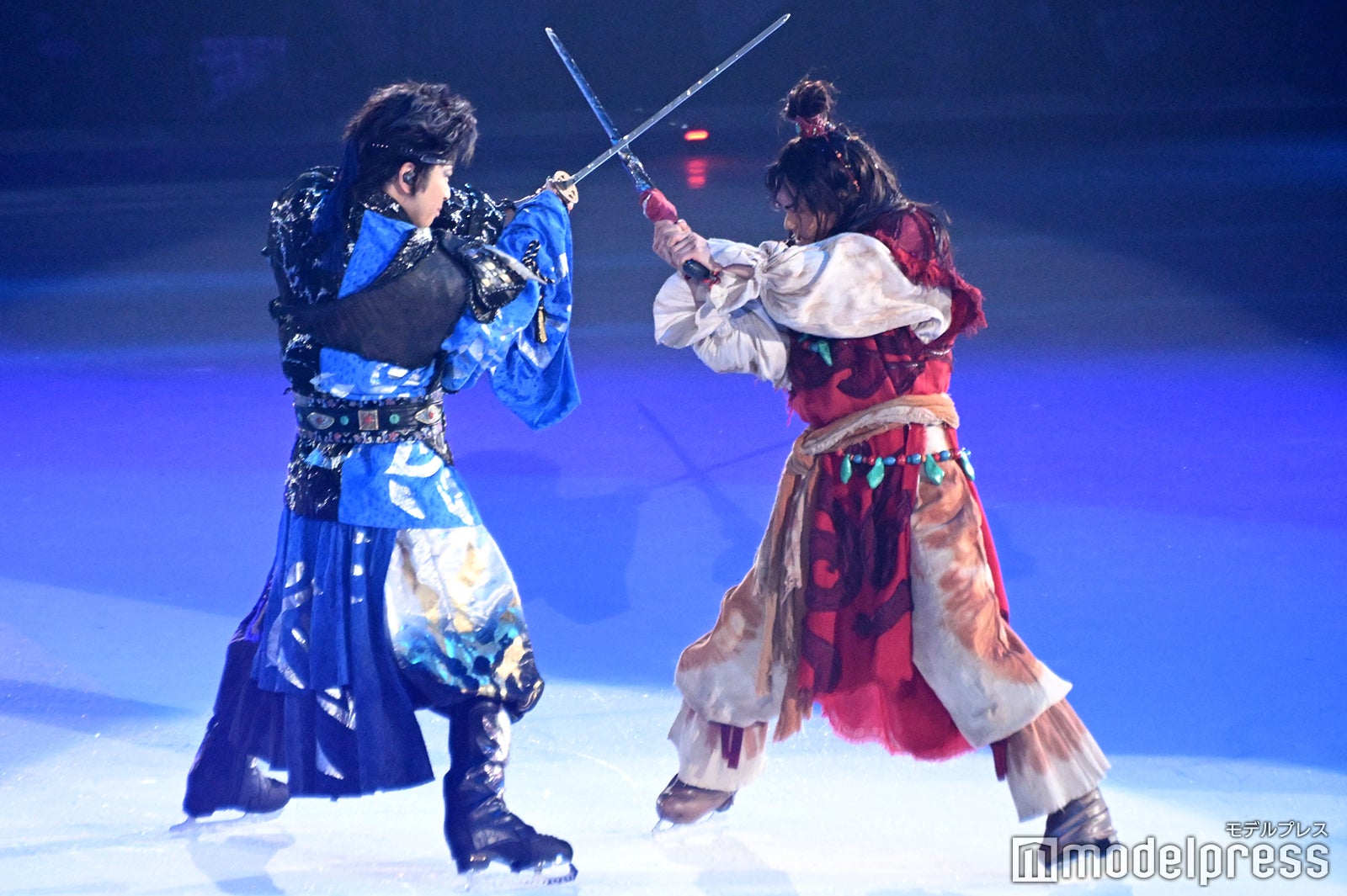 NEWS増田貴久、高橋大輔・荒川静香らと氷上で殺陣＆フライングも 初挑戦のアイスショー開幕【氷艶hyoen2025–鏡紋の夜叉-】