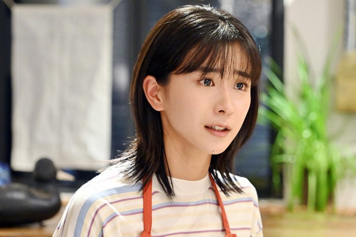 黒島結菜/「クロサギ」第7話より(C)TBS