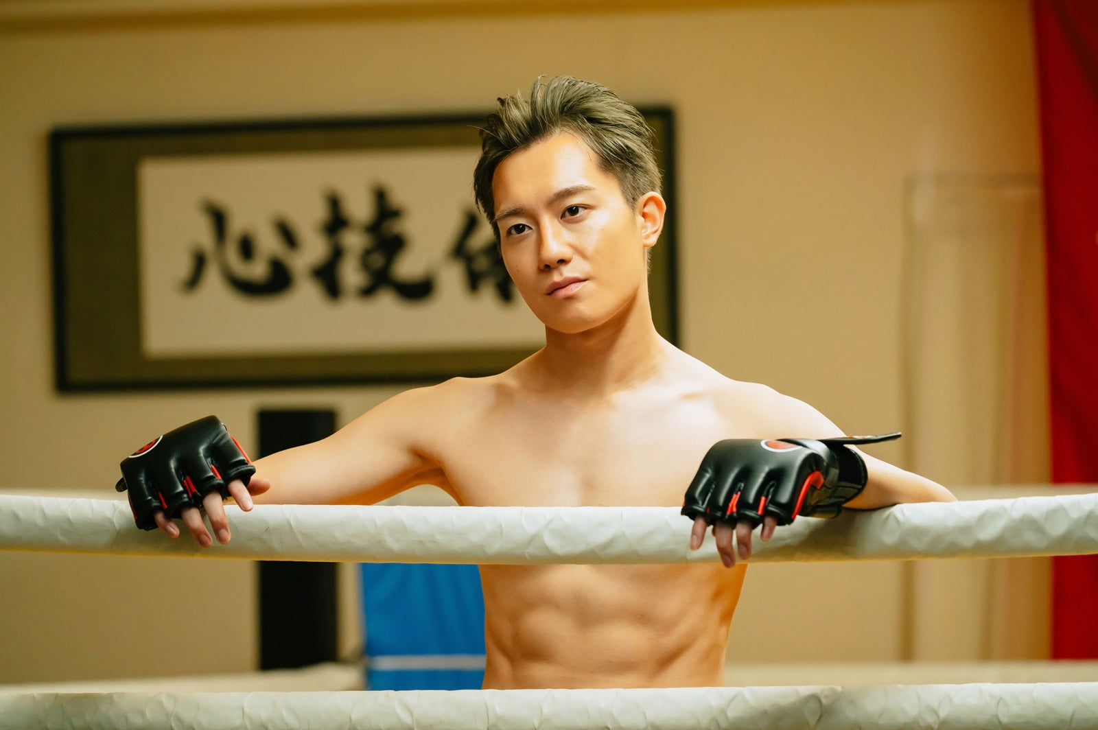 椿泰我「レッドブルー」第2話（C）「レッドブルー」製作委員会・MBS（C）波切敦／小学館