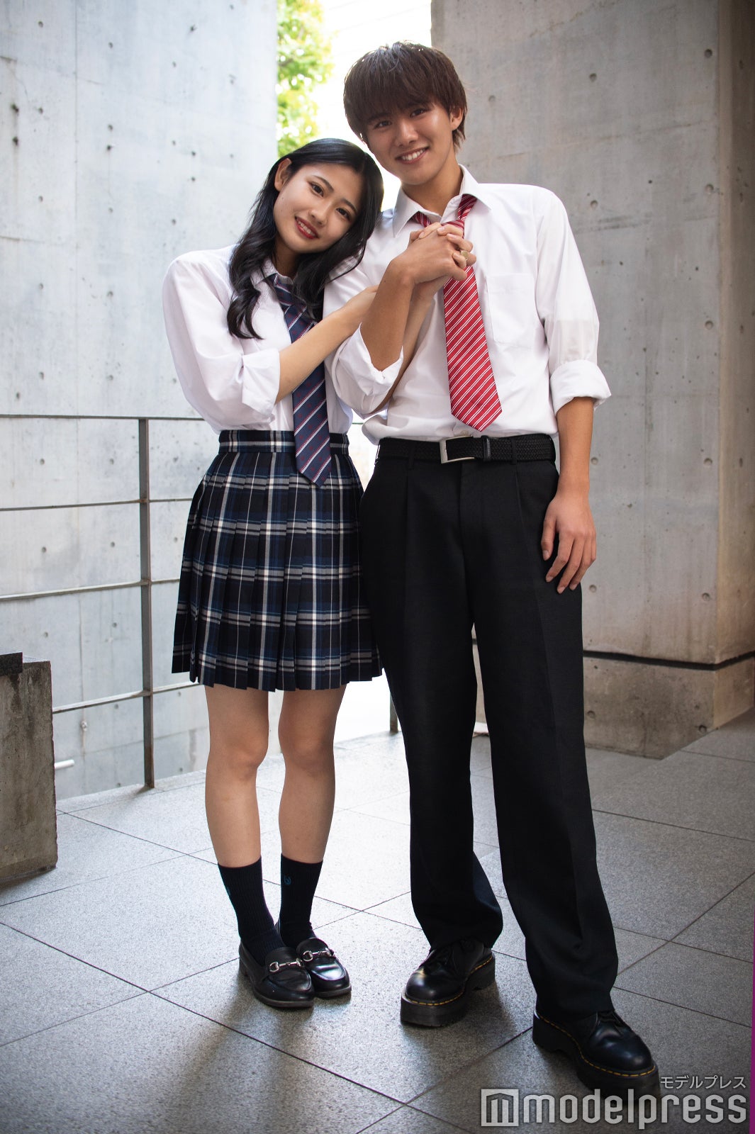 千葉雪乃、新井谷悠 （C）モデルプレス